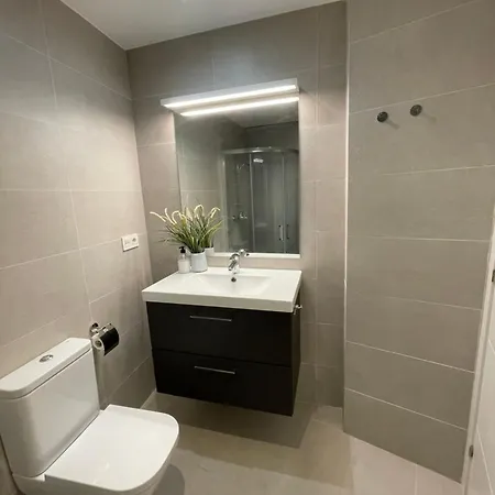 Apartamento Cool For 4 At The Medieval Quarter Oviedo