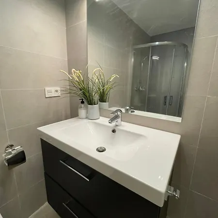 Apartamento Cool For 4 At The Medieval Quarter Oviedo
