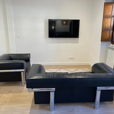 Apartamento Cool For 4 At The Medieval Quarter *